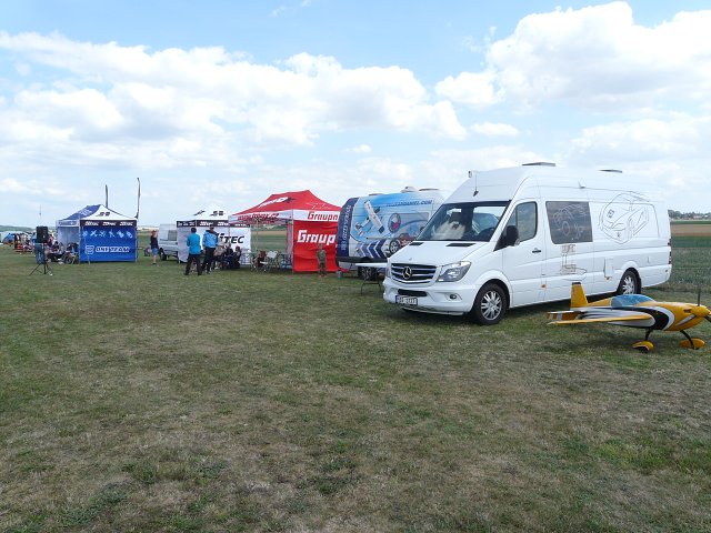 img00003.jpg