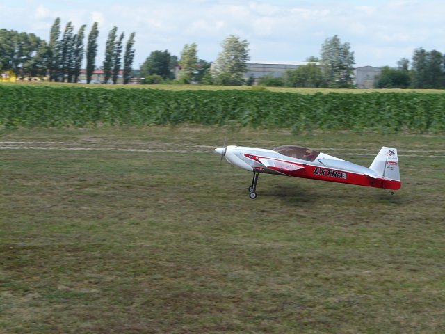 img00004.jpg