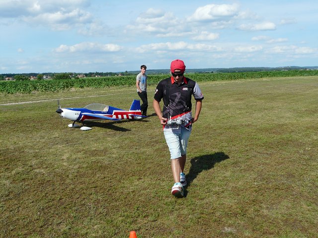 img00008.jpg